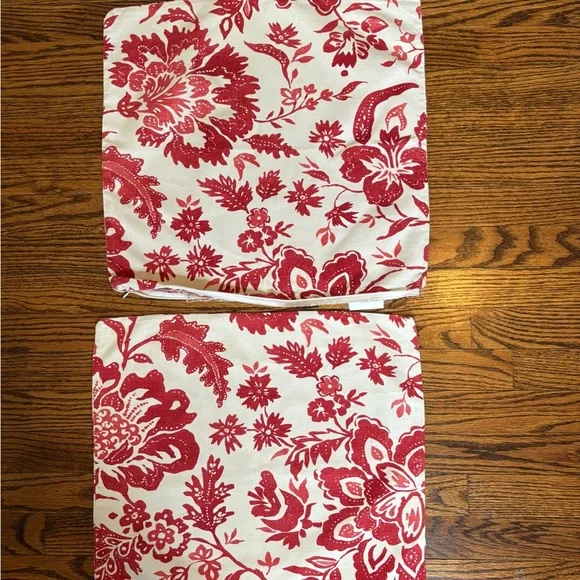 Pottery Barn pillowcase set of 2 - Picture 2 of 6